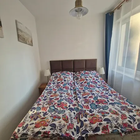 Apartment Pod Zaglami Teresa Strzemkowska *