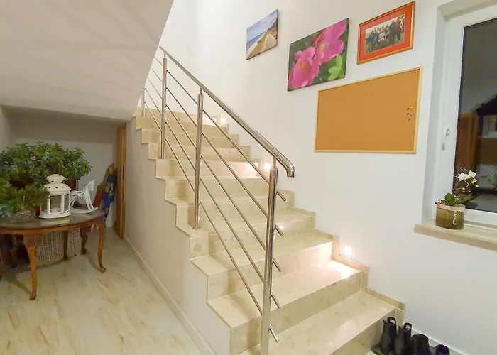 Apartment Pod Zaglami Teresa Strzemkowska *