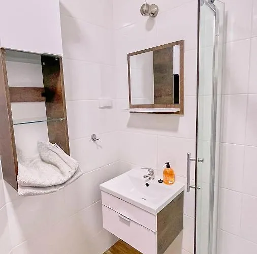 Apartment Pod Zaglami Teresa Strzemkowska Białogóra